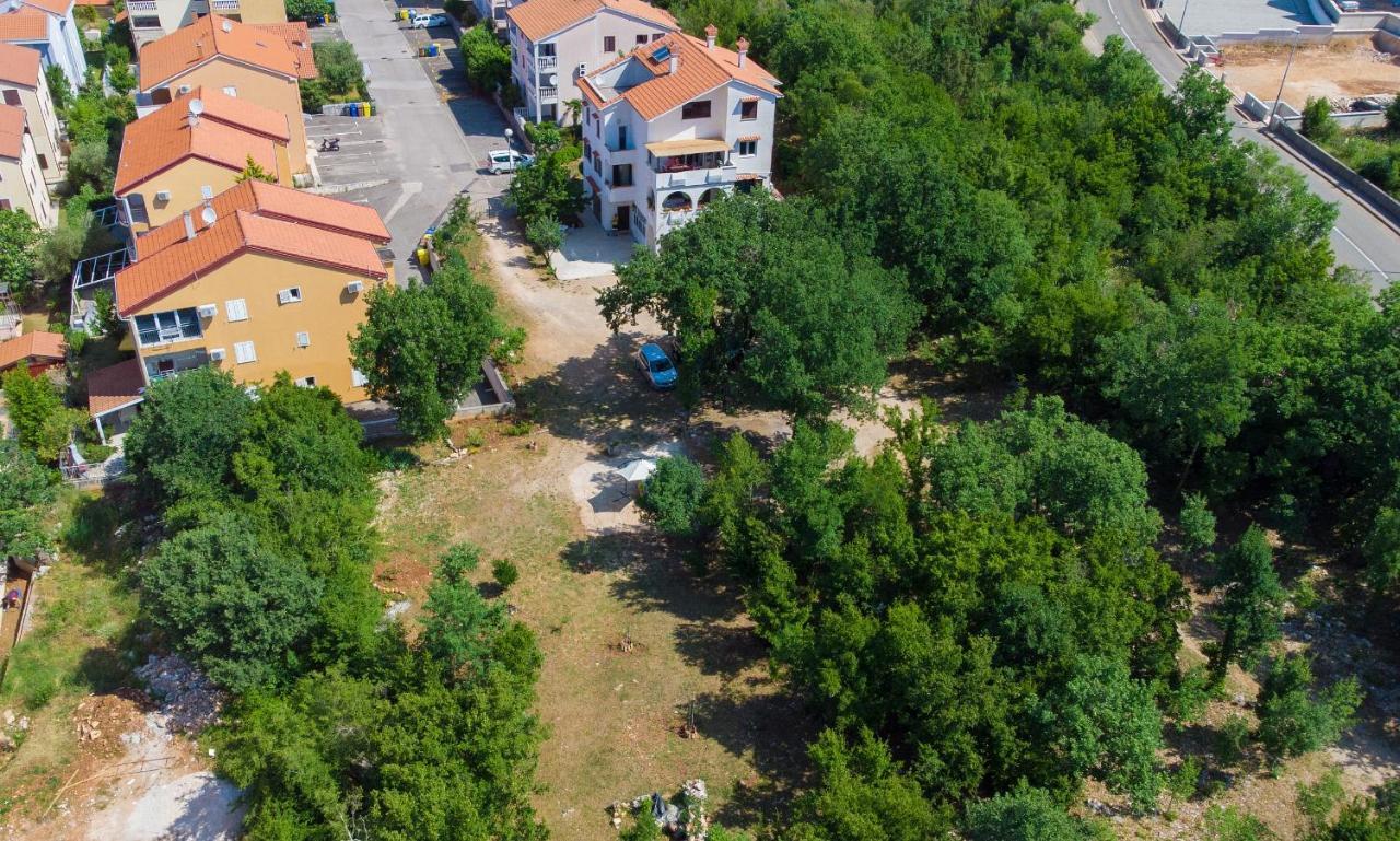 Apartman Mihael Малинська Екстер'єр фото