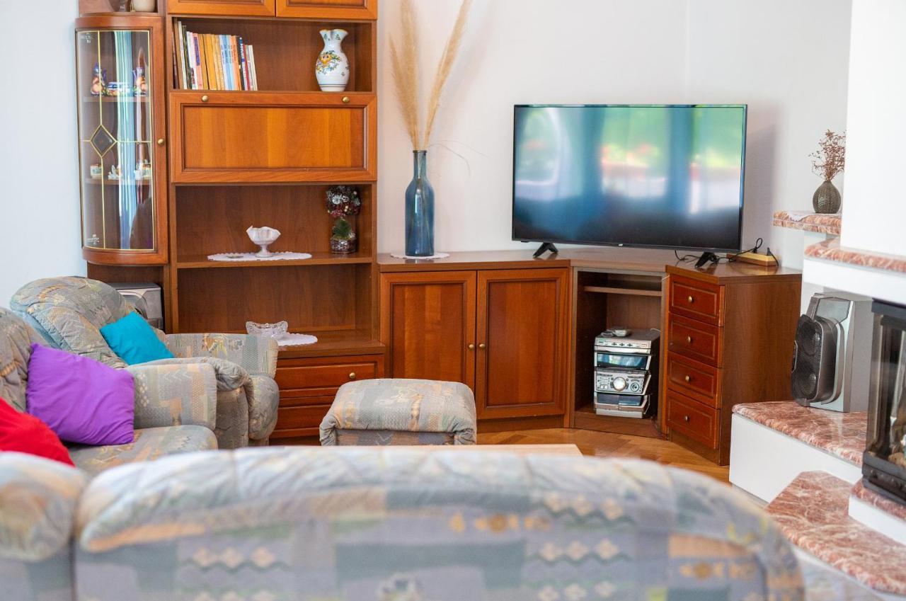 Apartman Mihael Малинська Екстер'єр фото