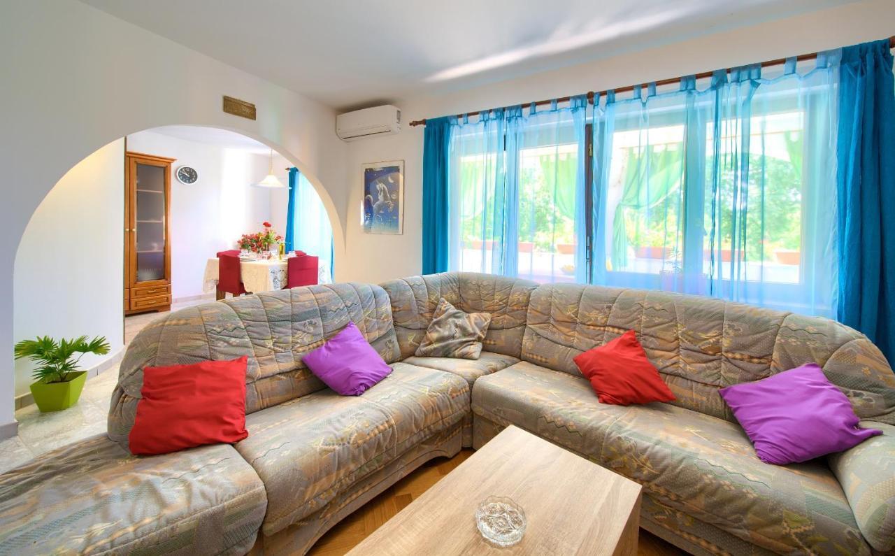Apartman Mihael Малинська Екстер'єр фото